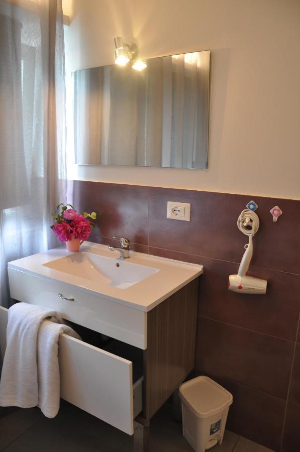 Smile Accomodation Sun Aoste Extérieur photo